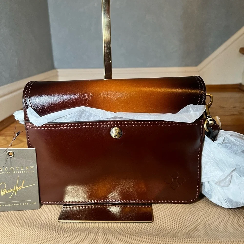 NWT Patricia Nash Discovery Collection: Atessa Postcard Leather Crossbody